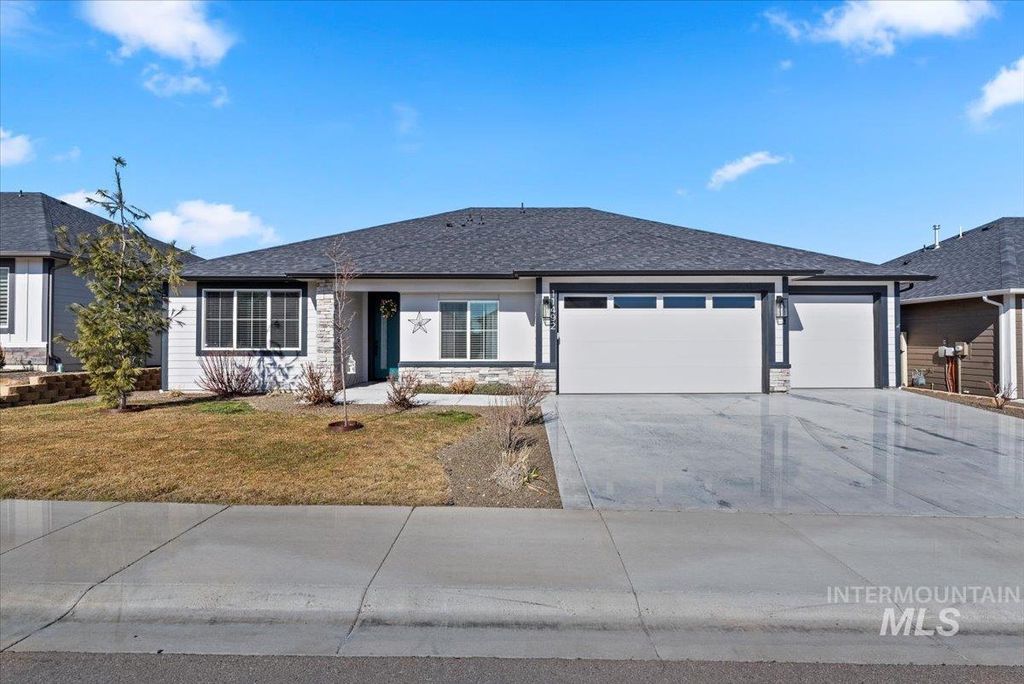 Photo of 11492 W Gladiola Street, Star, ID 83669 (MLS # 98985531)