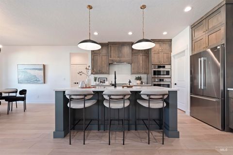 Photo of 798 W Buroak Dr, Meridian, ID 83642 (MLS # 98954185)