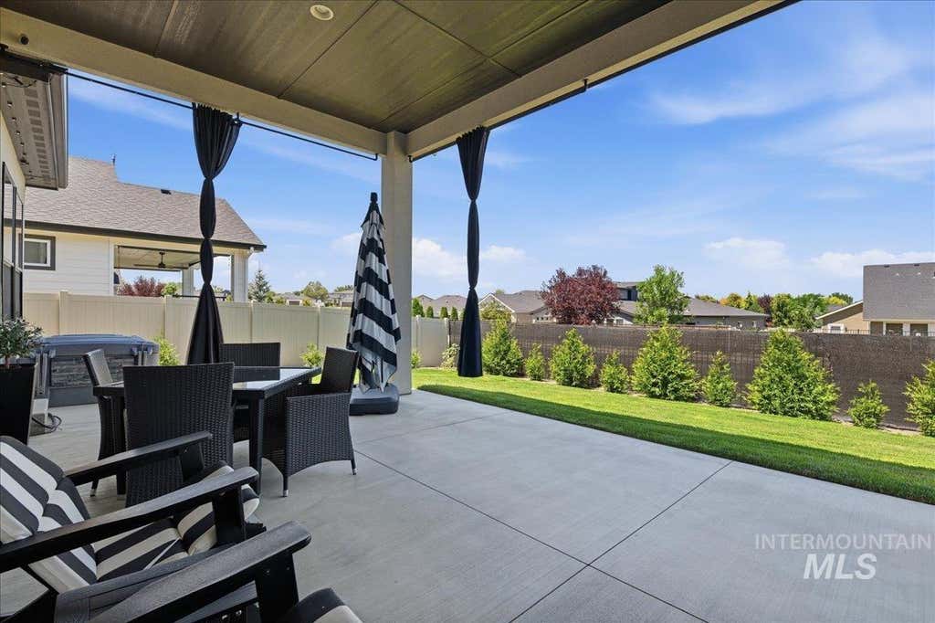 Photo of 3042 E Columbus River Court, Nampa, ID 83686 (MLS # 98998635)
