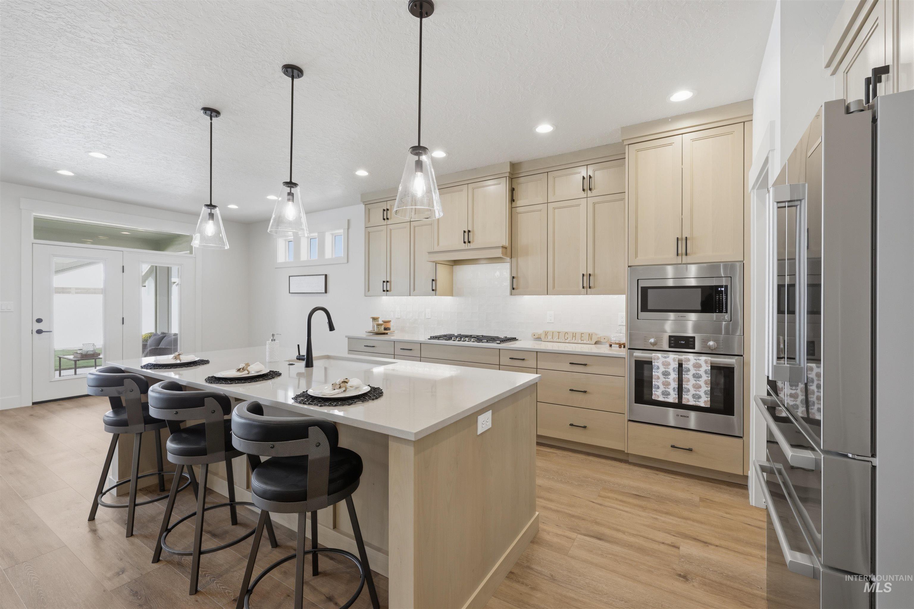 9395 S Egg Harbor
