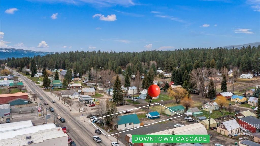 Photo of 121 S Main Street, Cascade, ID 83611 (MLS # 98941233)