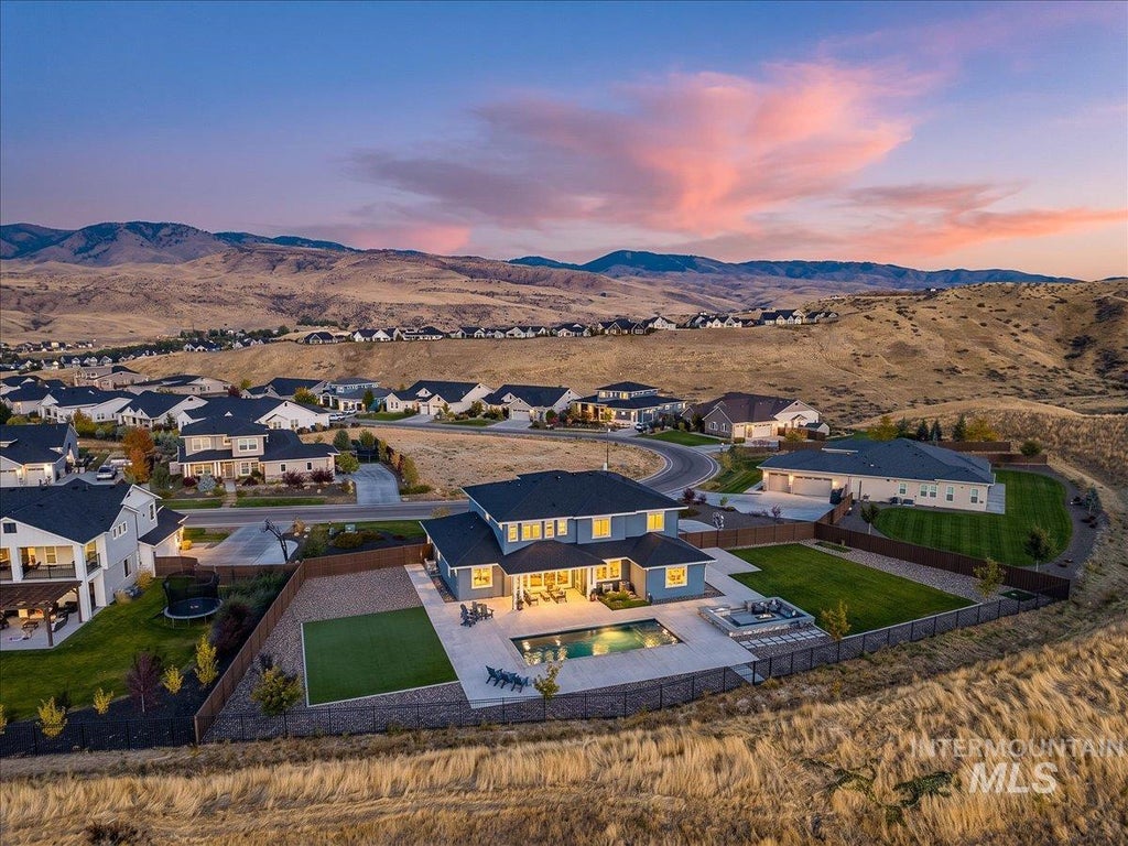 Photo of 11383 N. 11th Way, Boise, ID 83714 (MLS # 99003397)