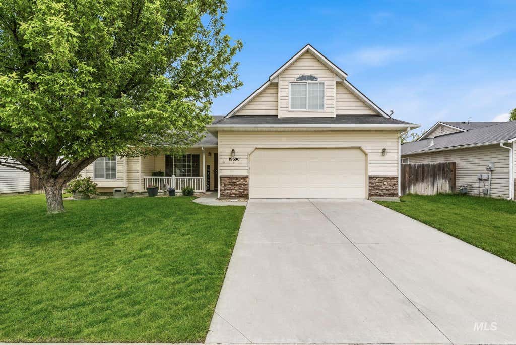 Photo of 19690 Cumberland Way, Caldwell, ID 83605 (MLS # 98998623)