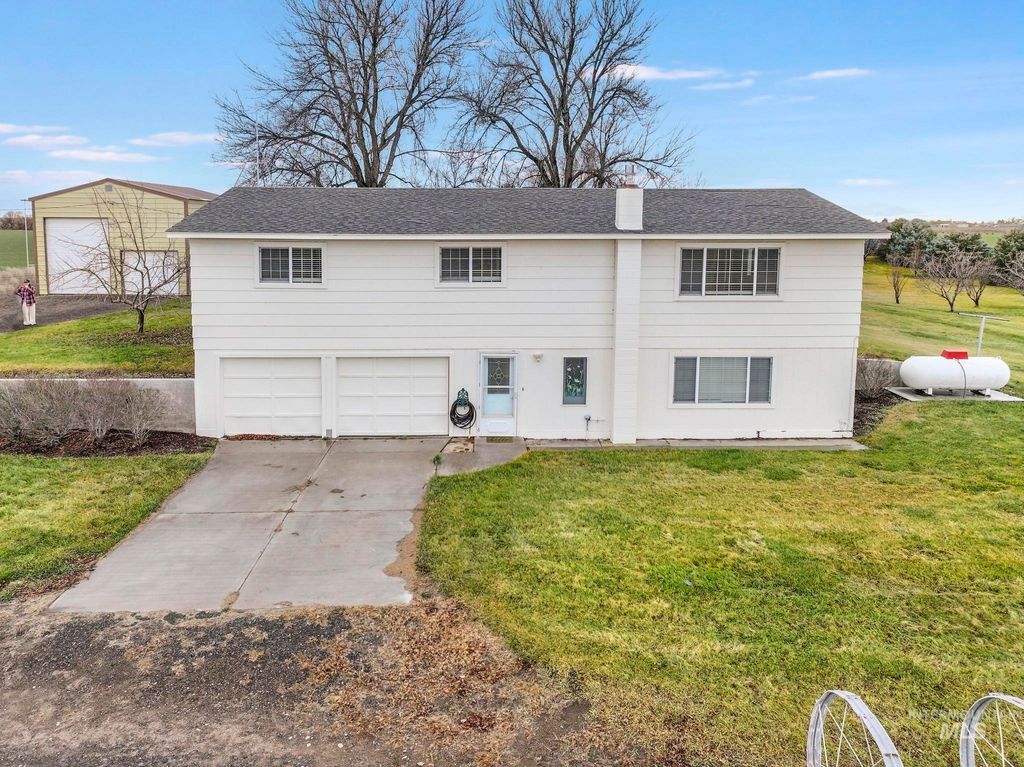 Photo of 2251 E 1775 S, Gooding, ID 83330 (MLS # 98970437)