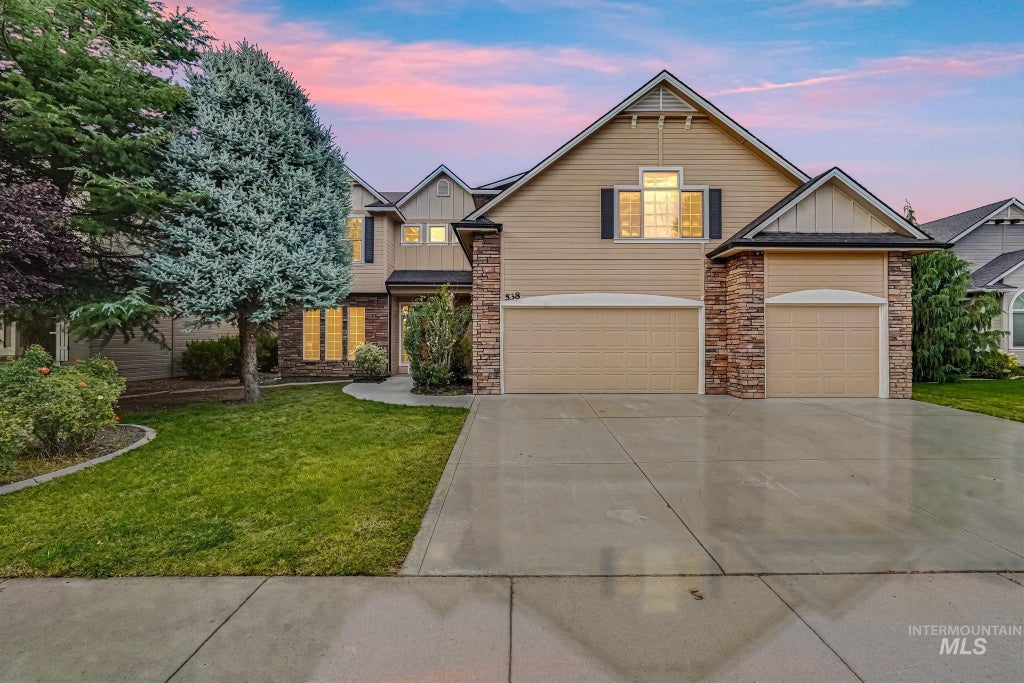 Photo of 538 E Halpin Dr, Meridian, ID 83646 (MLS # 99000247)