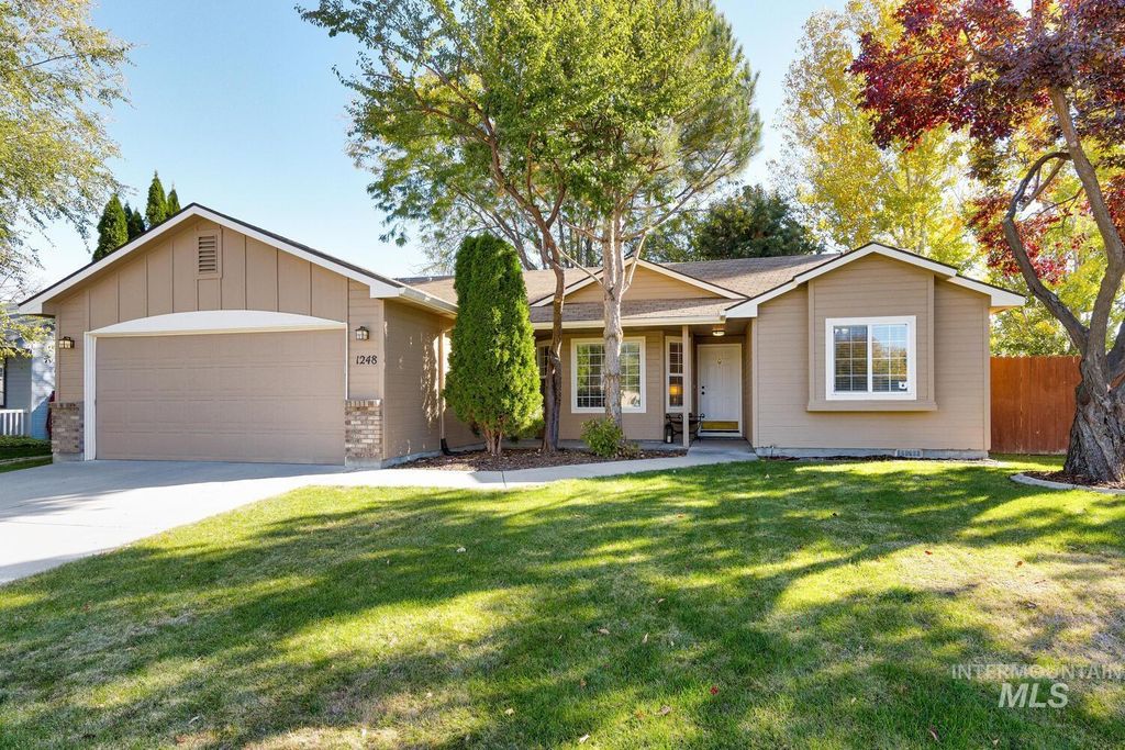 Photo of 1248 N Black Wolf Ave, Kuna, ID 83634 (MLS # 98965501)