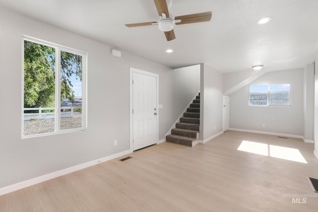 Photo of 513 W Avenue B, Jerome, ID 83338 (MLS # 98990585)