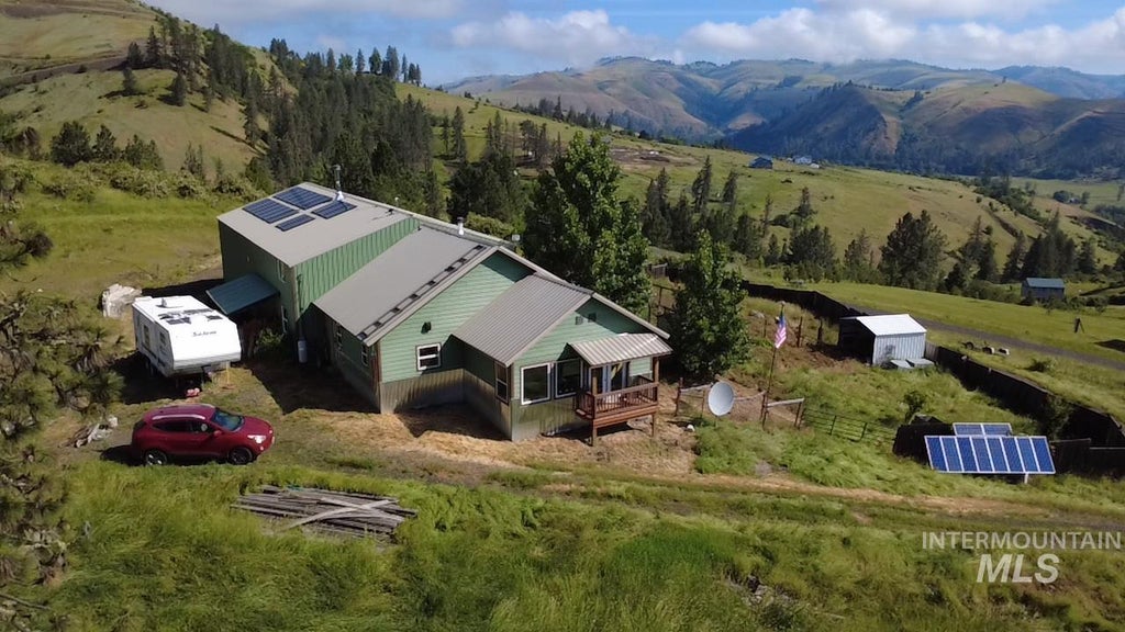 Photo of 204 Canyon Dr, Kooskia, ID 83539 (MLS # 98988133)