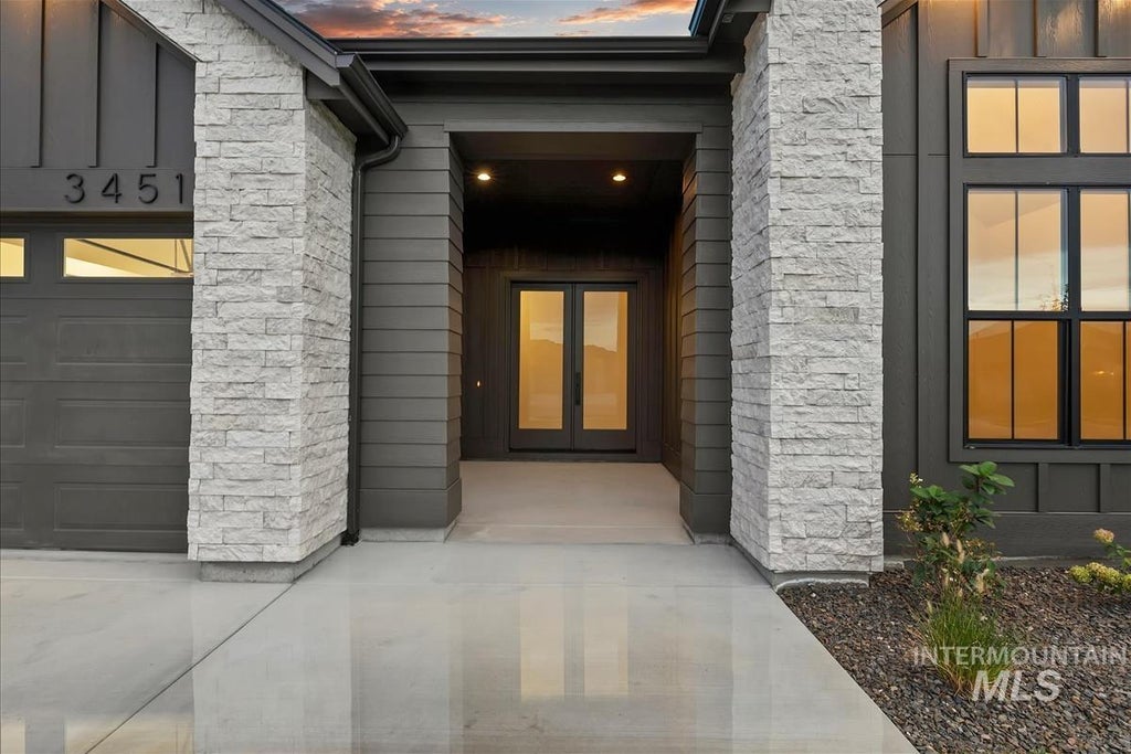 Photo of 3451 W Parodin St, Eagle, ID 83616 (MLS # 99001274)
