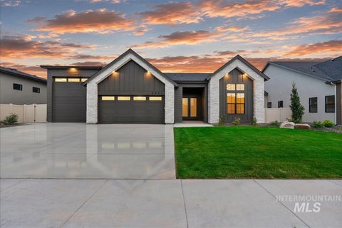 Photo of 3451 W Parodin St, Eagle, ID 83616 (MLS # 99001274)
