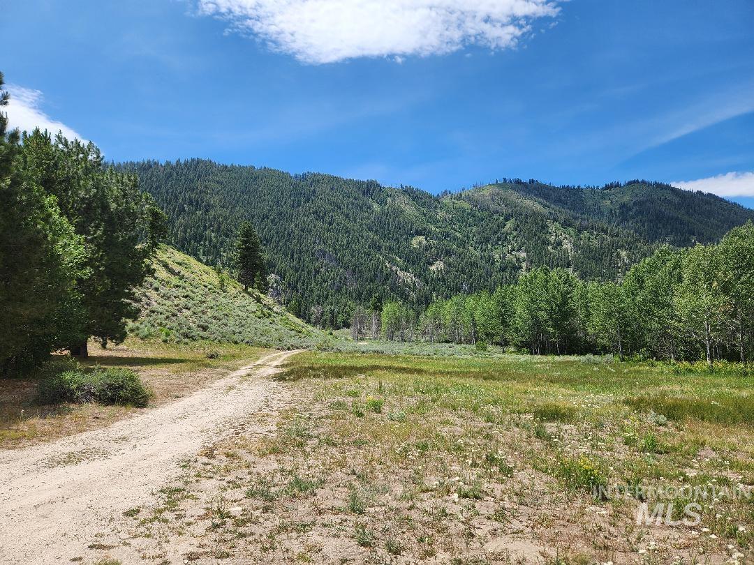 4942 E Baumgartner Rd