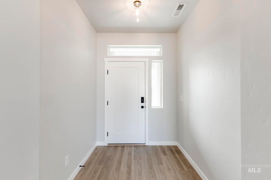 Photo of 434 Aplomado Ct, Middleton, ID 83644 (MLS # 98999166)