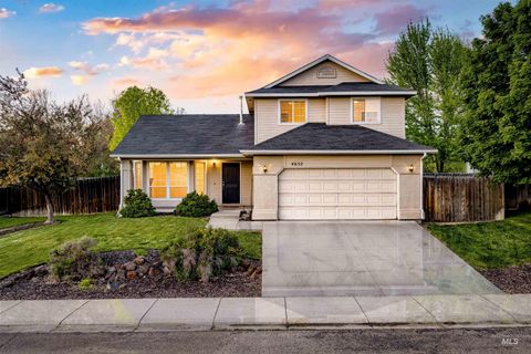 Photo of 4652 S Whitmore Way, Boise, ID 83709 (MLS # 98984623)