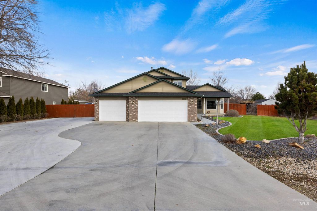 Photo of 3816 Ringneck Dr, Nampa, ID 83686 (MLS # 98976684)