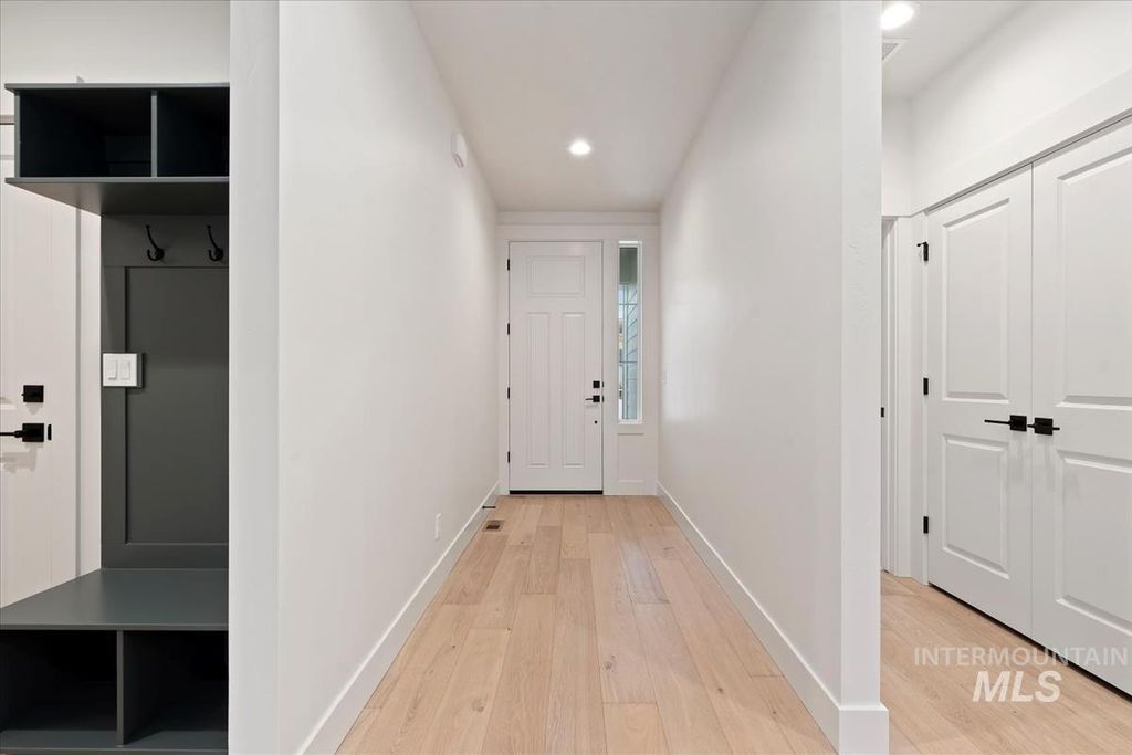 Photo of 6531 S Evie Way, Eagle, ID 83629 (MLS # 98969601)