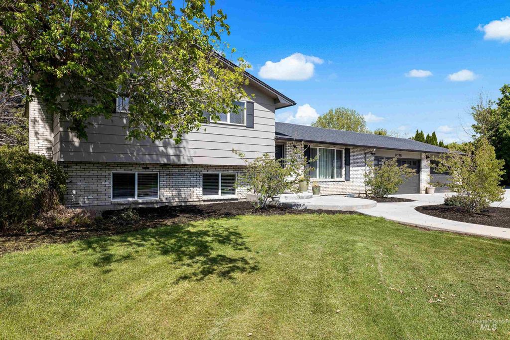 Photo of 11178 W Hollandale Dr, Boise, ID 83709 (MLS # 98982855)