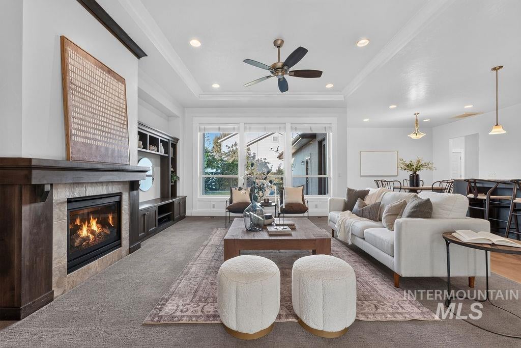 5149 N Clooney Ave.