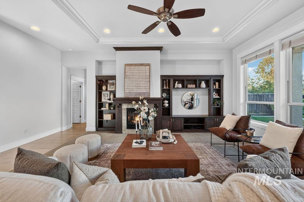 5149 N Clooney Ave.