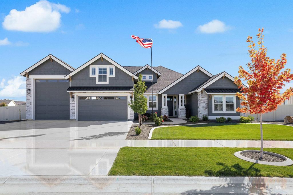 Photo of 6083 W Redland Dr, Eagle, ID 83616 (MLS # 98964817)