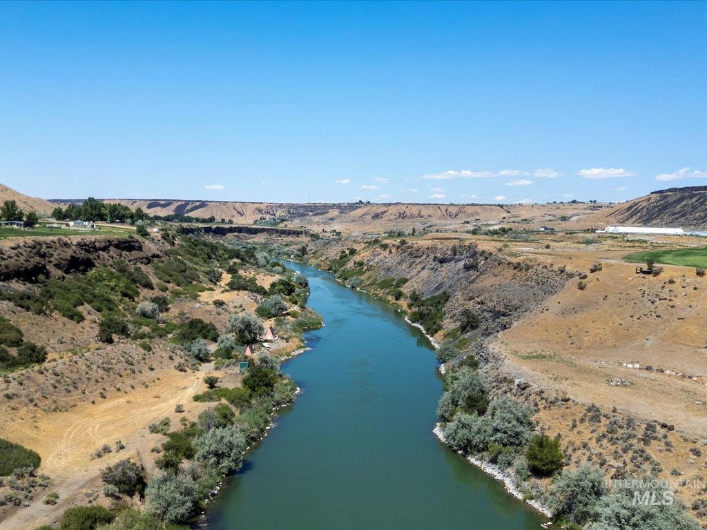 Photo of 382 River Road, Bliss, ID 83314 (MLS # 98975464)