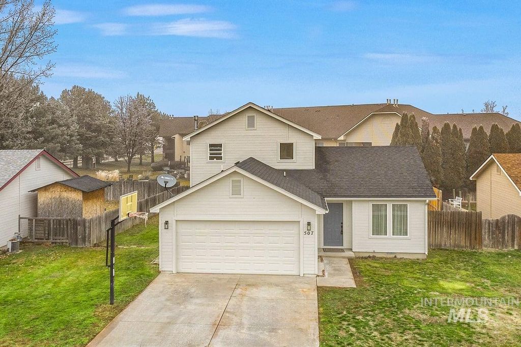 Photo of 507 Meadowlark Street, Caldwell, ID 83607 (MLS # 98971954)