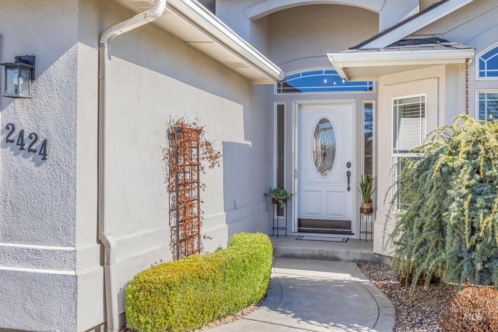 Photo of 2424 N Tangent Ave, Meridian, ID 83646 (MLS # 98976965)