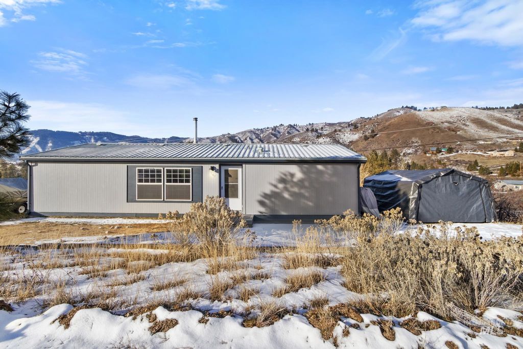 Photo of 142 Mores Creek Rim Rd, Boise, ID 83716 (MLS # 98973347)