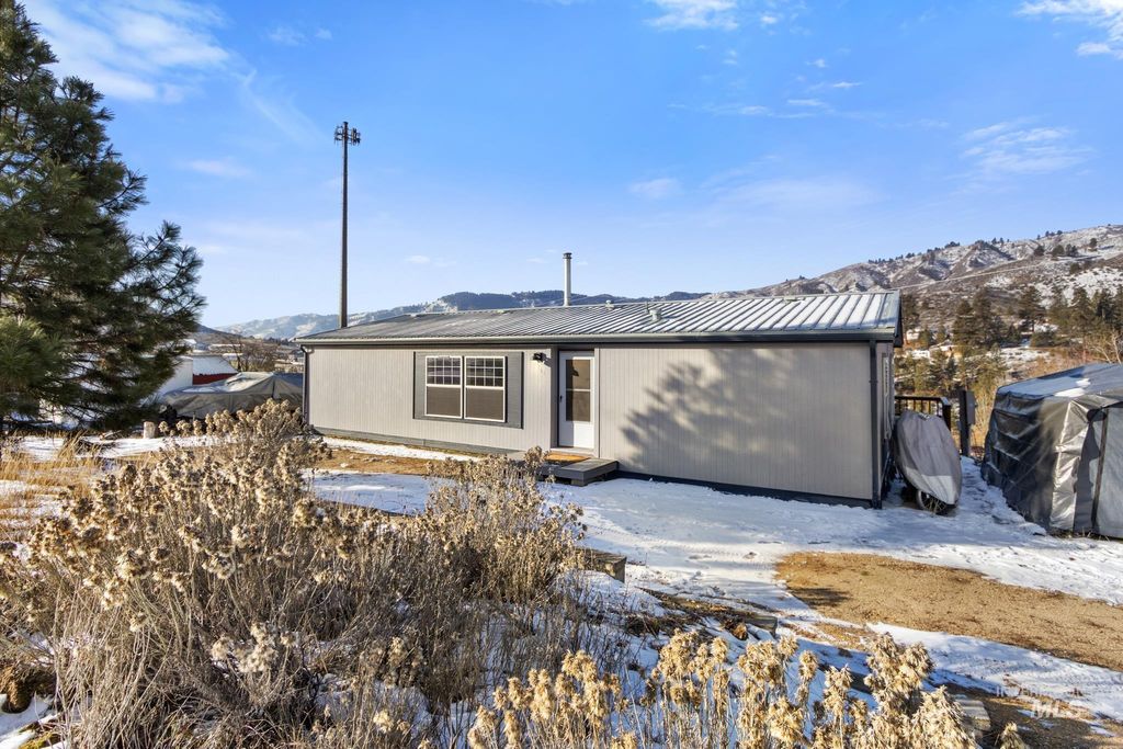 Photo of 142 Mores Creek Rim Rd, Boise, ID 83716 (MLS # 98973347)