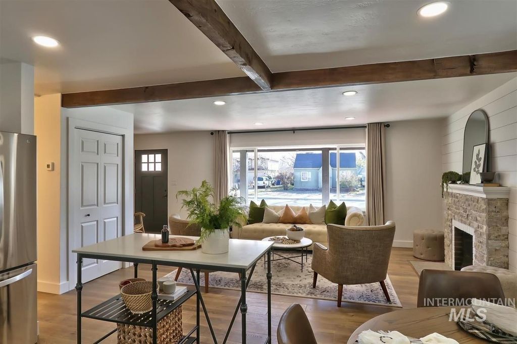 Photo of 2316 W Kootenai St, Boise, ID 83705 (MLS # 98979123)