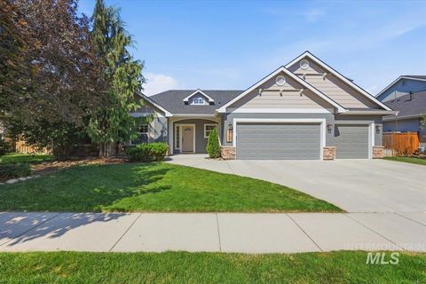 Photo of 5353 Mink Creek Ave, Meridian, ID 83646 (MLS # 98994144)