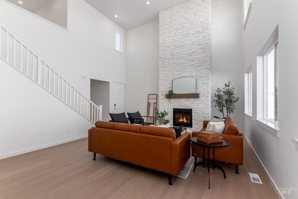 Photo of 2629 N Morehouse Ave, Eagle, ID 83616 (MLS # 98978150)