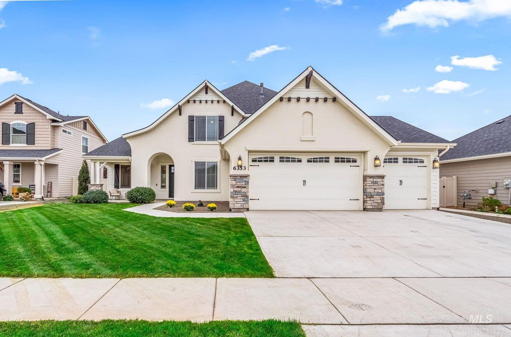 Photo of 6353 E Path Drive, Nampa, ID 83687 (MLS # 98963761)