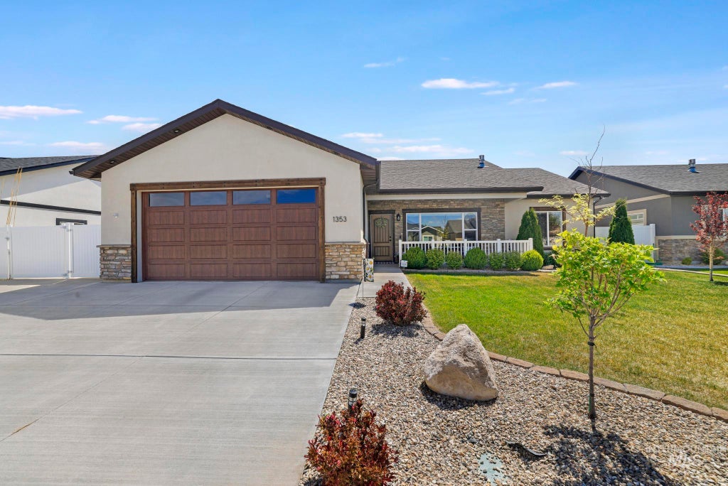 Photo of 1353 Shelbi Street, Twin Falls, ID 83301 (MLS # 98999230)
