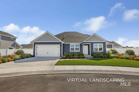 Photo of 1012 Lincoln Circle, Gooding, ID 83330 (MLS # 98970015)