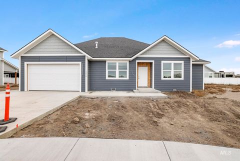 Photo of 1012 Lincoln Circle, Gooding, ID 83330 (MLS # 98970015)
