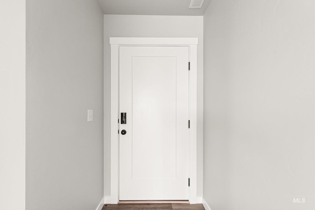 Photo of 5256 E Phelps Lake Dr, Nampa, ID 83687 (MLS # 98979250)