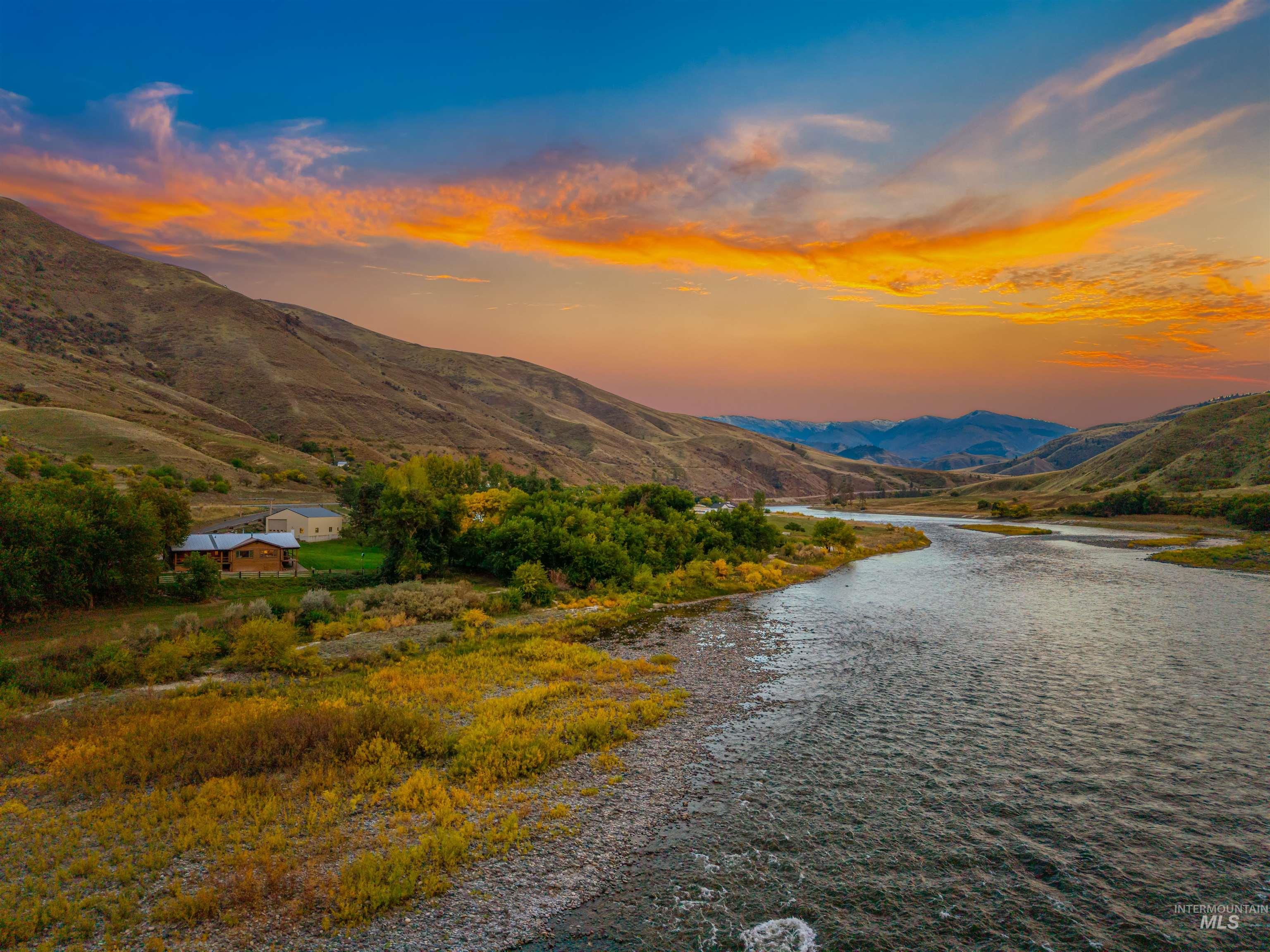 13706 Highway 95 South