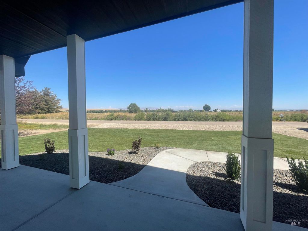 Photo of 4695 County Line Rd, New Plymouth, ID 83655 (MLS # 98947590)