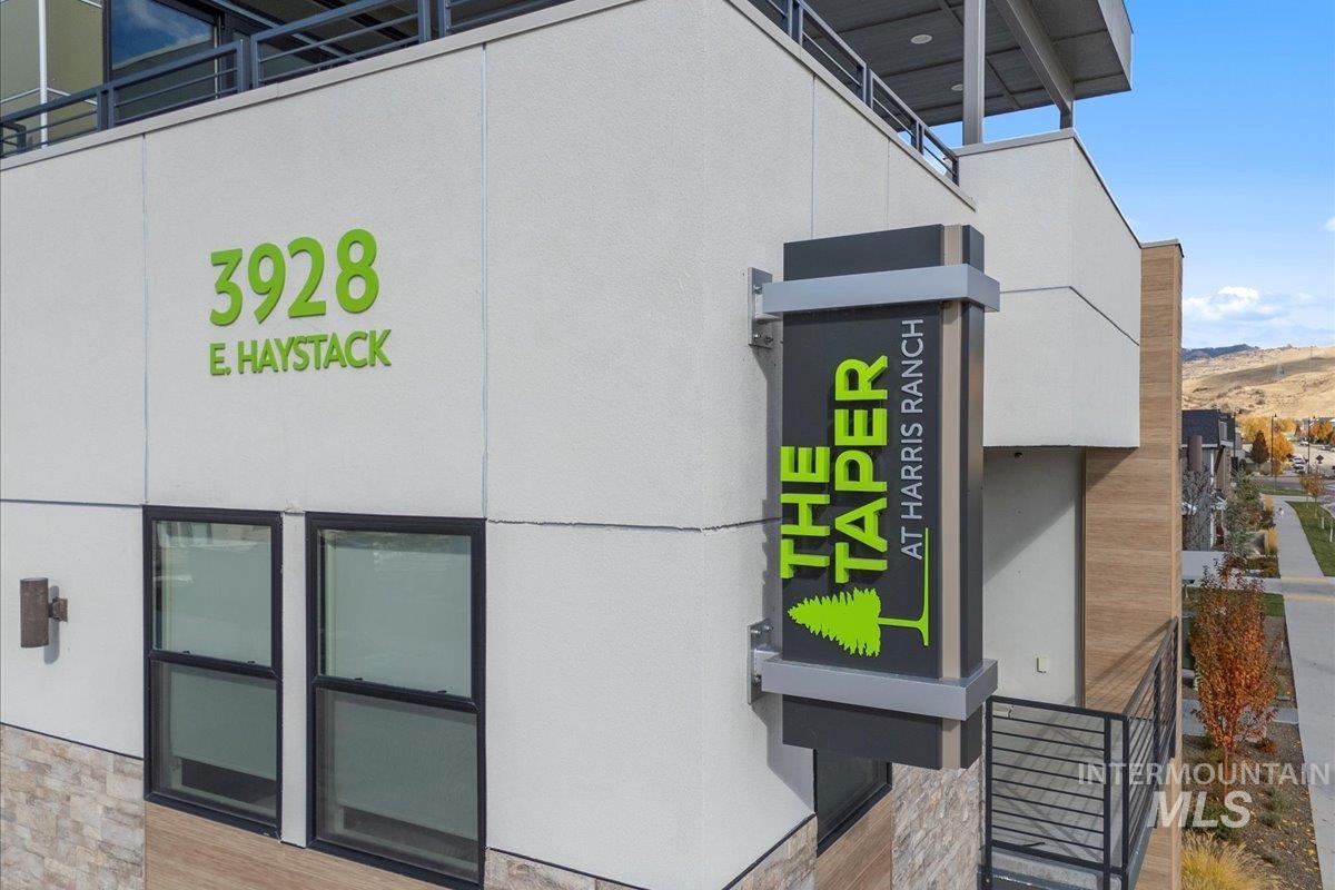 Boise, Idaho 83716, United States, ,1 BathroomBathrooms,Residential,Pending,34314