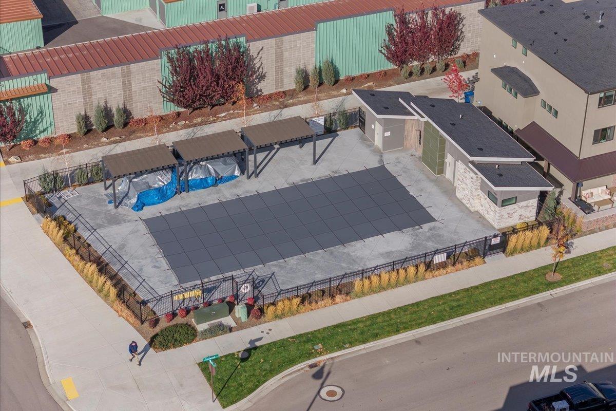 Boise, Idaho 83716, United States, ,1 BathroomBathrooms,Residential,Pending,34314