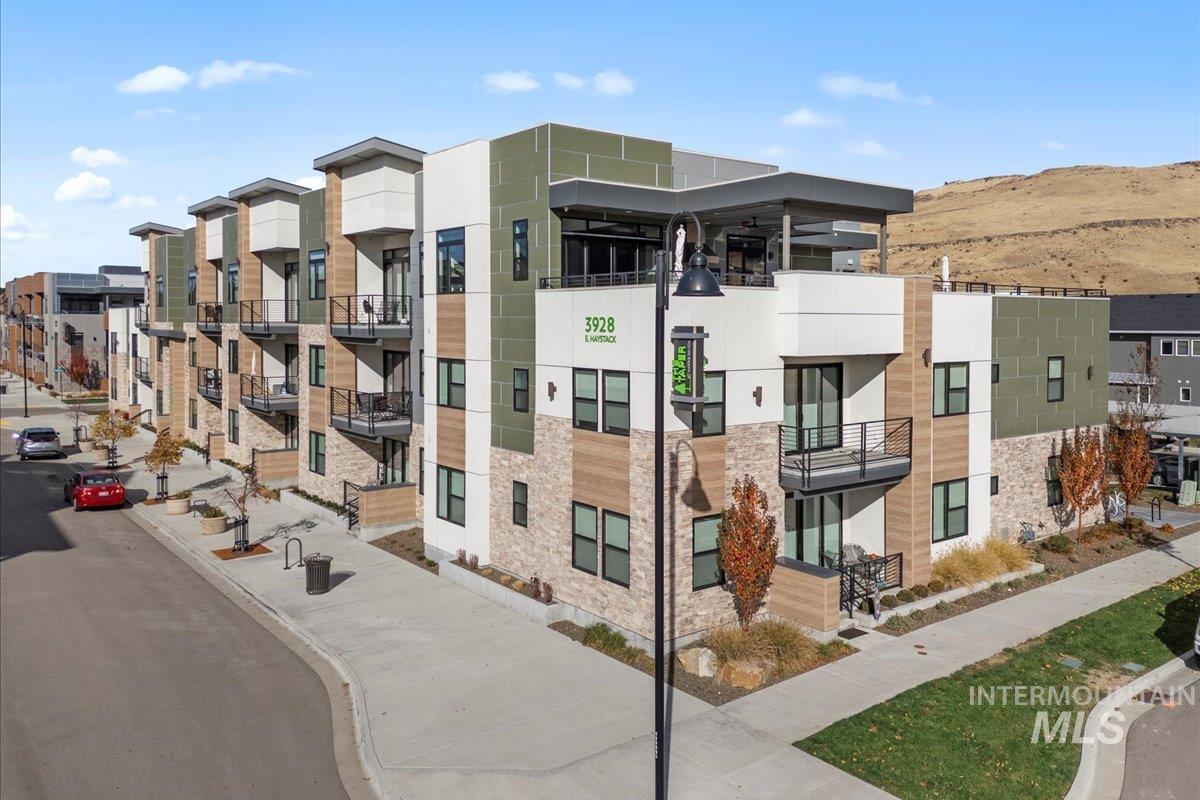 Boise, Idaho 83716, United States, ,1 BathroomBathrooms,Residential,Pending,34314