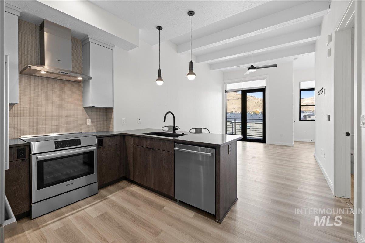 Boise, Idaho 83716, United States, ,1 BathroomBathrooms,Residential,Pending,34314