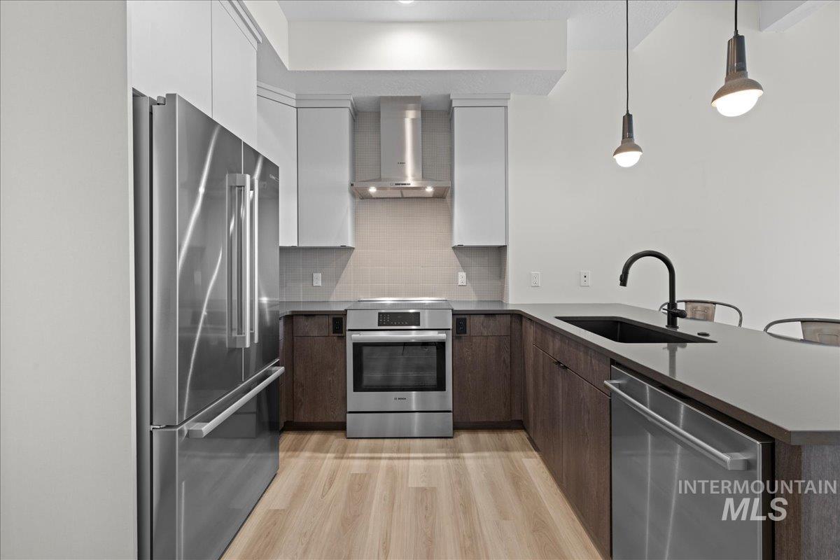 Boise, Idaho 83716, United States, ,1 BathroomBathrooms,Residential,Pending,34314