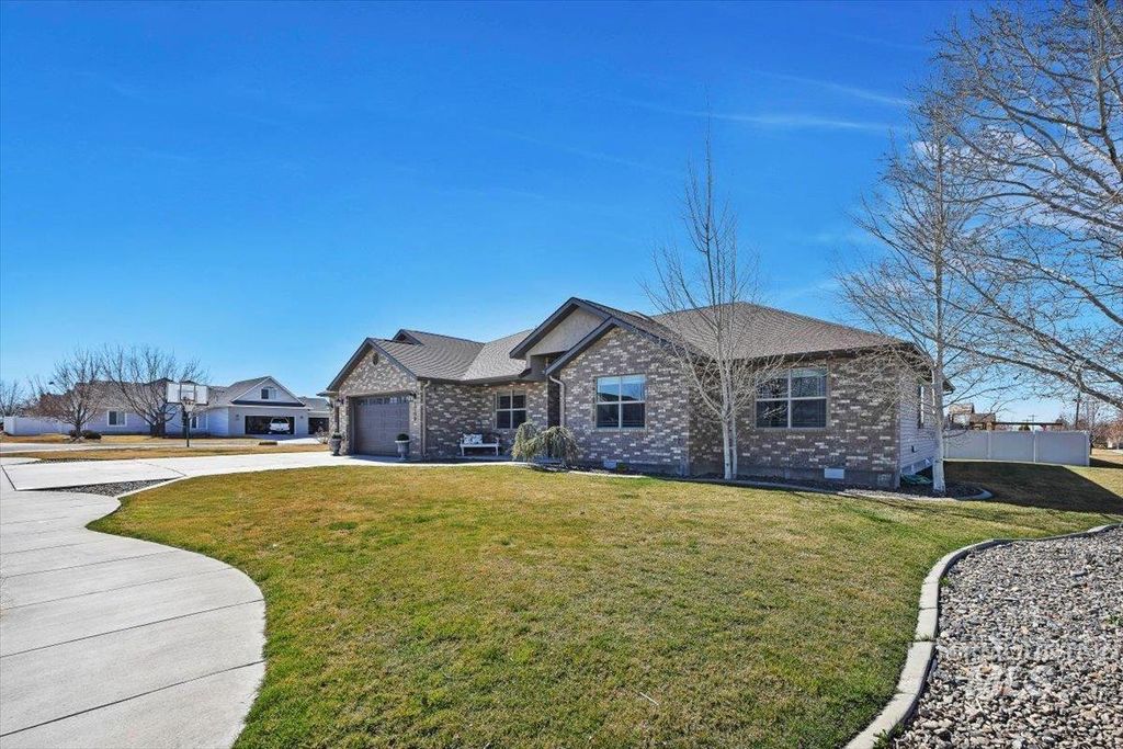 Photo of 1709 N Mckinley St, Jerome, ID 83338 (MLS # 98977482)