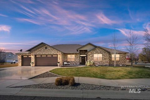 Photo of 1709 N Mckinley St, Jerome, ID 83338 (MLS # 98977482)