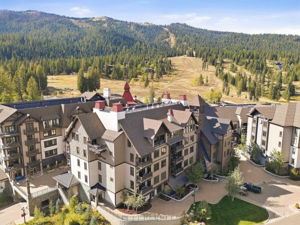 Photo of 760 Village Drive #Unit 406 &amp; 502, Donnelly, ID 83615 (MLS # 99003127)