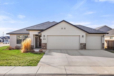 1675 SW Accipiter Mountain Home ID 83647