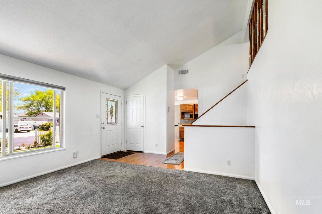 Photo of 825 Westwind Dr, Twin Falls, ID 83301 (MLS # 98983924)