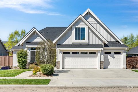 Photo of 5963 N Bolsena Ave, Meridian, ID 83646 (MLS # 98982940)