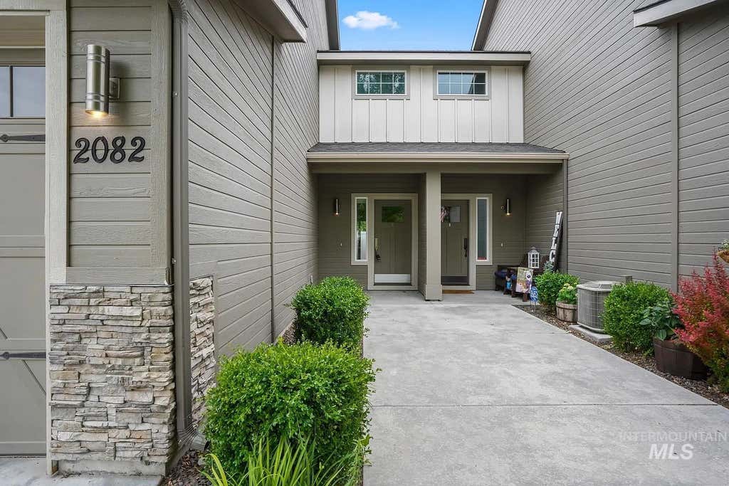 Photo of 2082 W Pine Ave, Meridian, ID 83642 (MLS # 98990178)